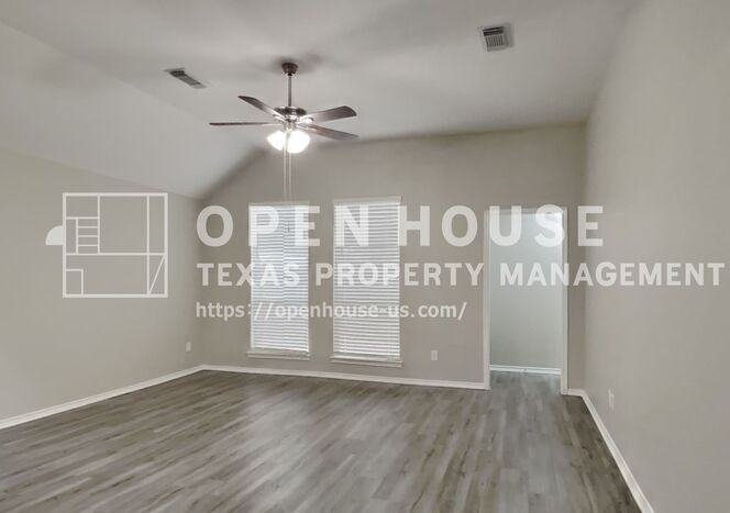 25810 Palmdale Estate Dr - Photo 4 of 20