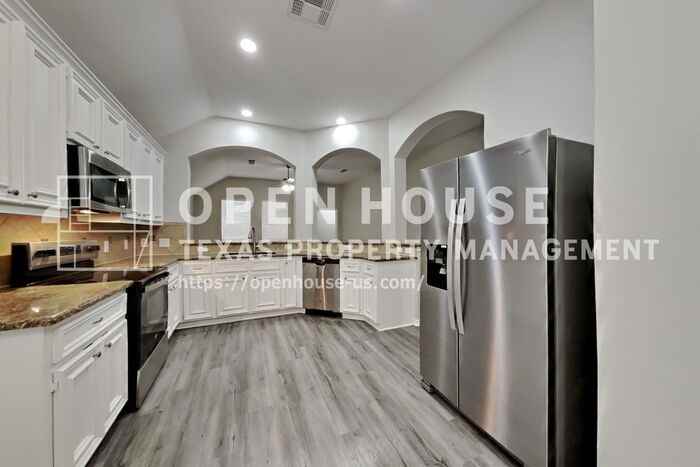 25810 Palmdale Estate Dr - Photo 6 of 20