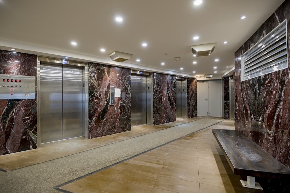 San Romanoway Apartments - Photo 5 of 13