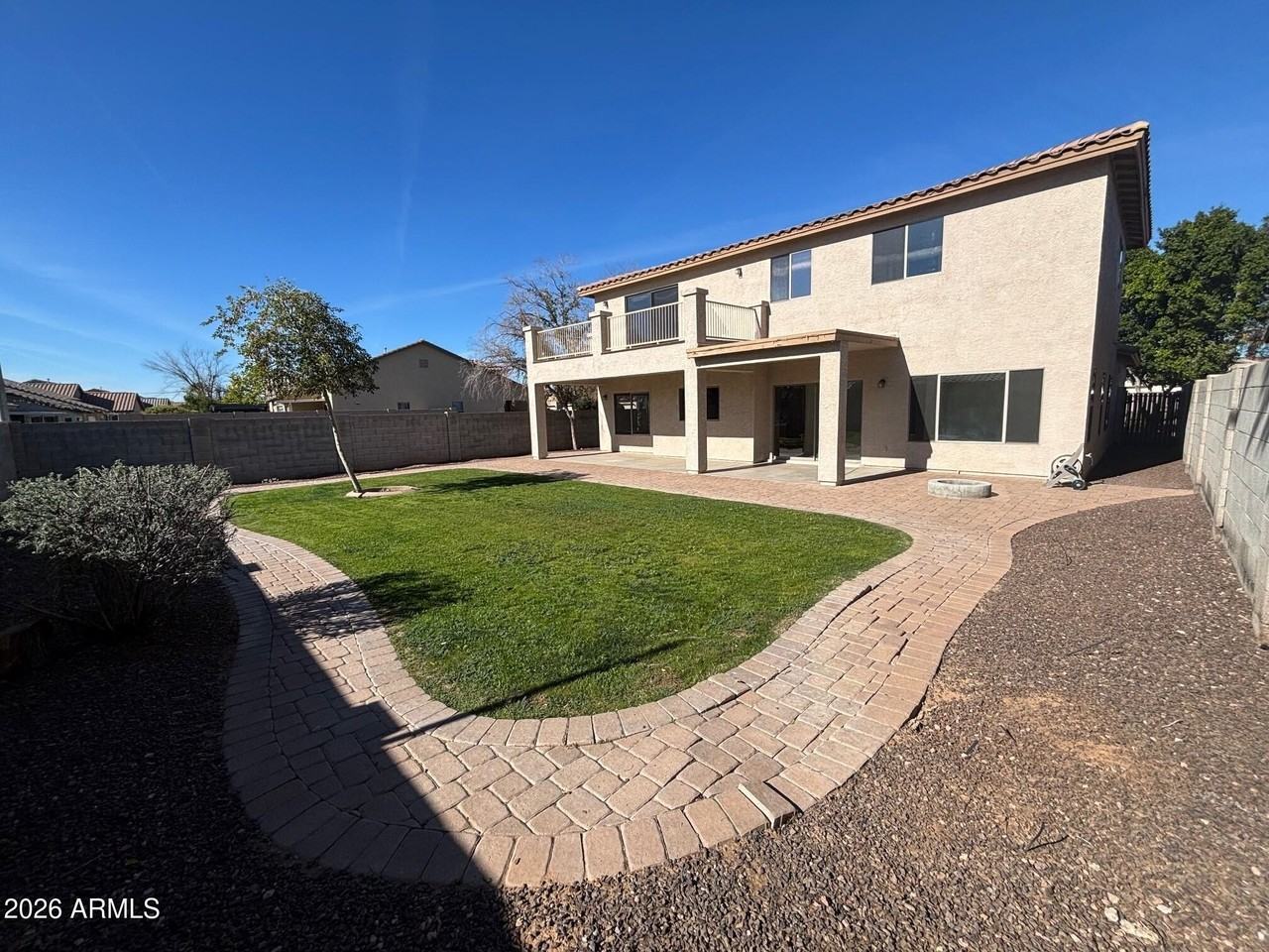 12849 W Weldon Ave - Photo 4 of 33