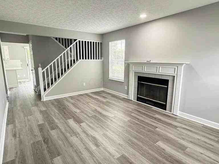 904 Charleston Way Dr Unit 20f #20F - Photo 2 of 19