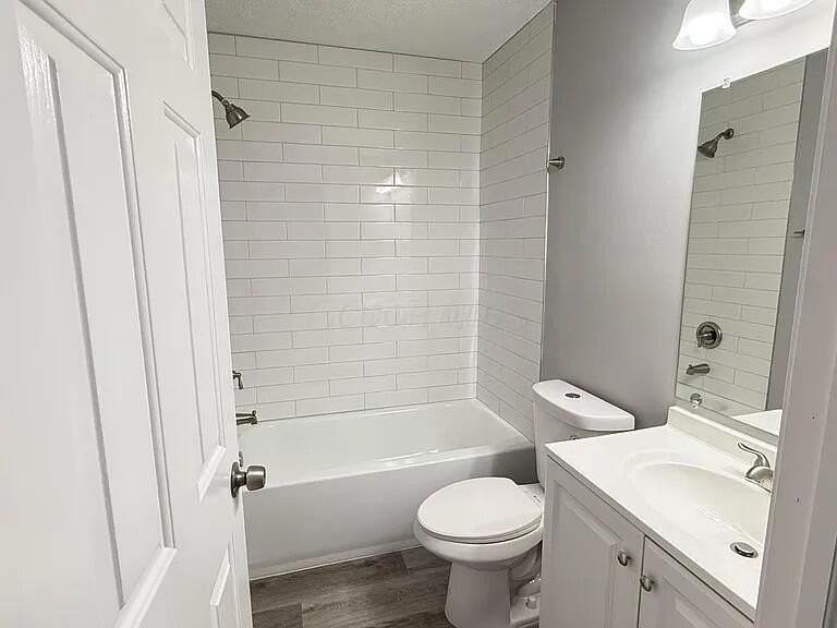 904 Charleston Way Dr Unit 20f #20F - Photo 7 of 19