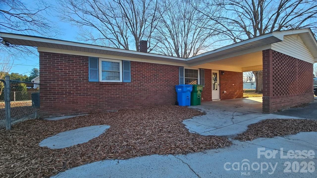 606 N Central Ave - Photo 3 of 16