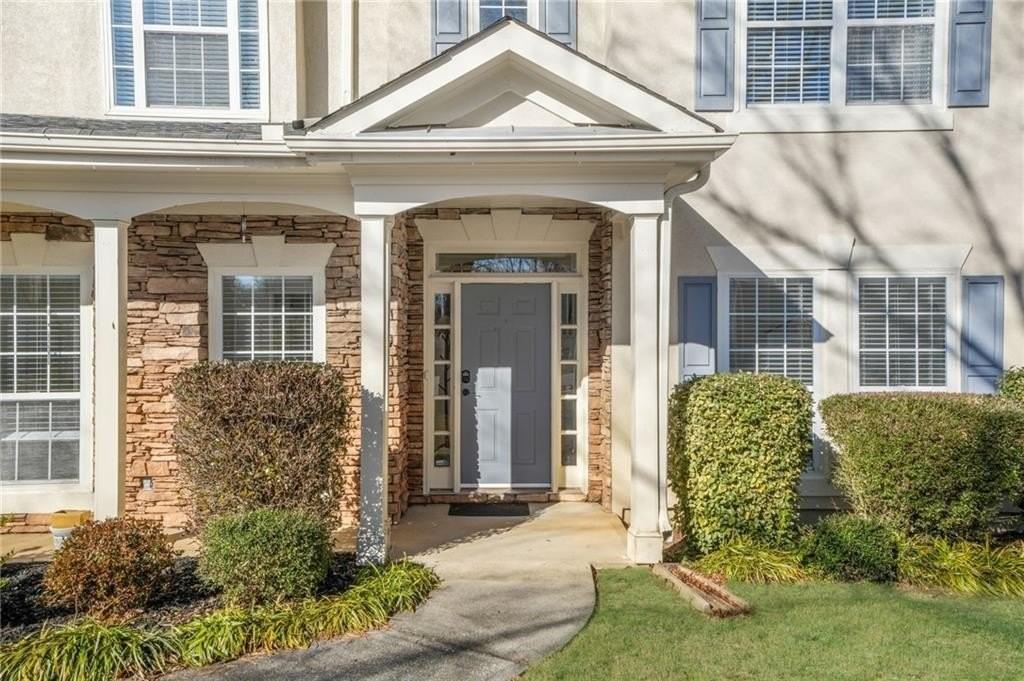 812 Pinder Point Ct - Photo 3 of 39