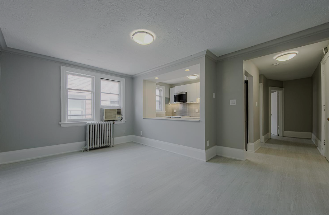 Tichester Park Manors - Photo 5 of 18