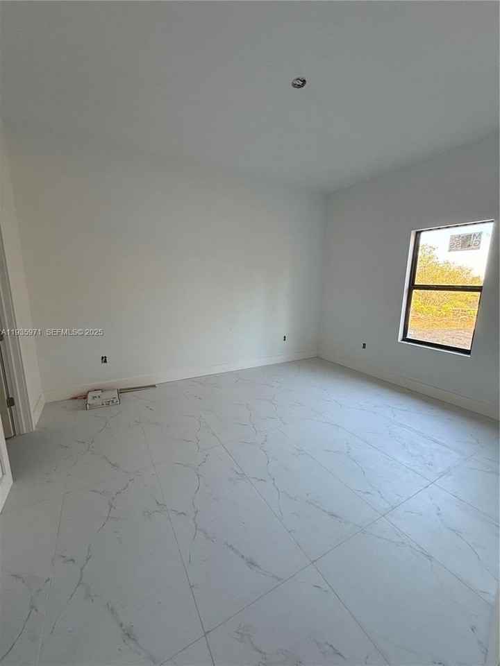 66 Organ St #66 - Photo 4 of 11