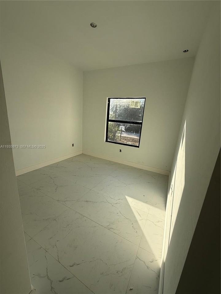 68 Organ St #68 - Photo 7 of 9