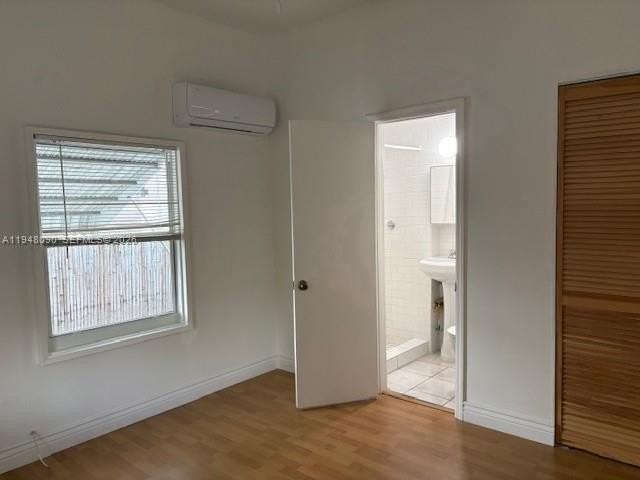 752 Nw 24th Ct #1 - Photo 5 of 9