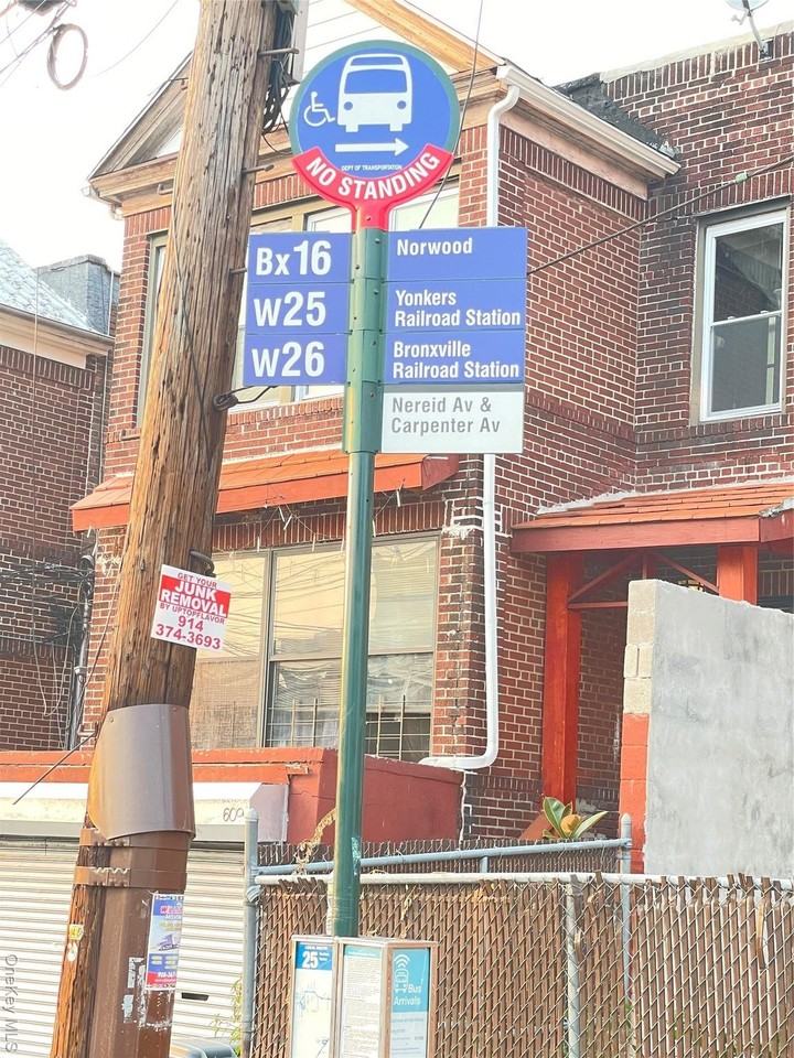 4433 Carpenter Ave Apt 7 #7 - Photo 2 of 13