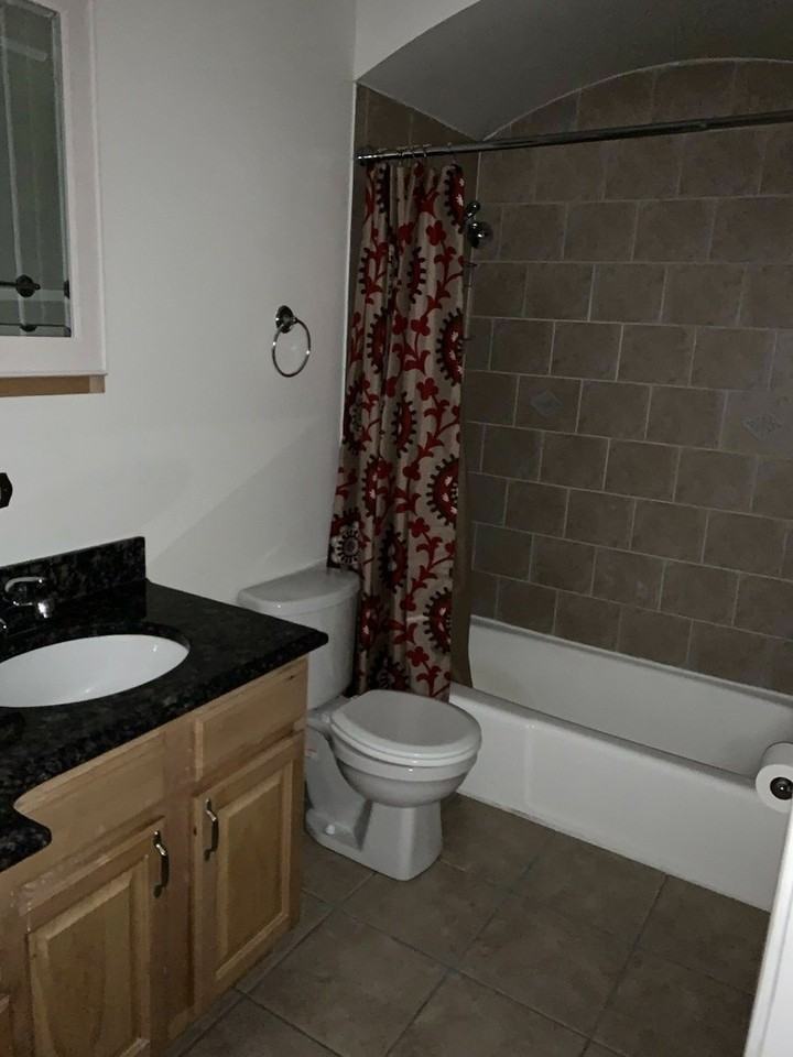 5039 N East River Rd Apt 3b #3B - Photo 4 of 5