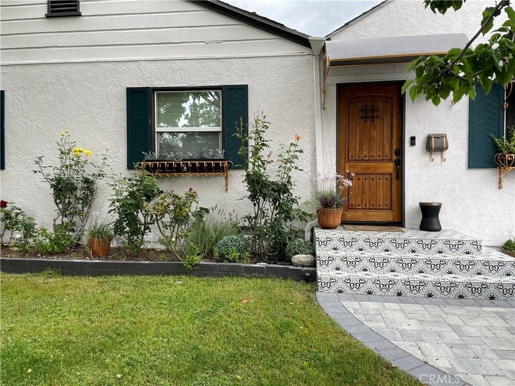 825 Delaware Rd - Photo 2 of 37