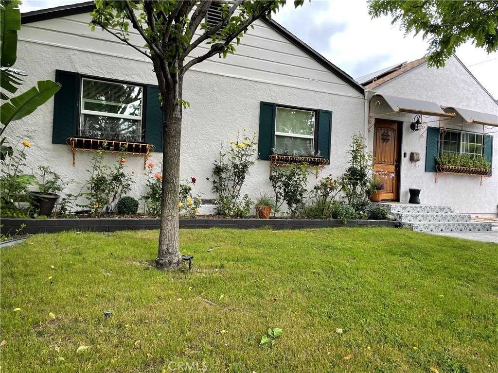 825 Delaware Rd - Photo 3 of 37