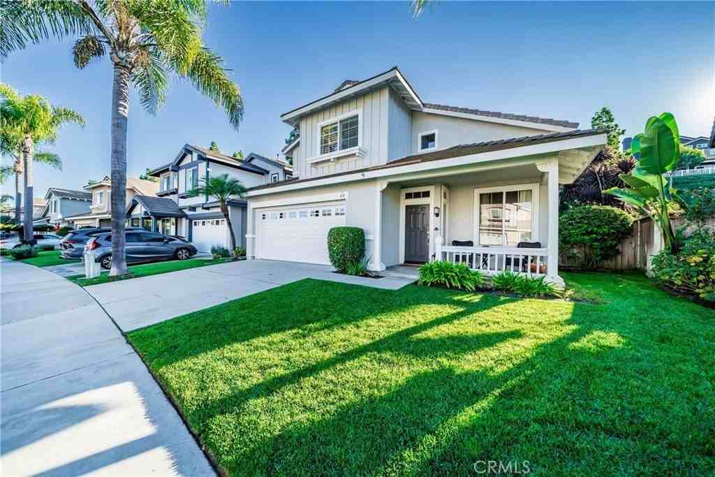 24 Goldenrain - Photo 2 of 32