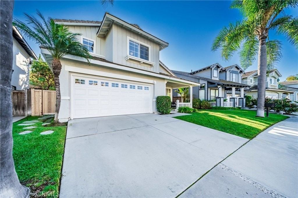 24 Goldenrain - Photo 3 of 32