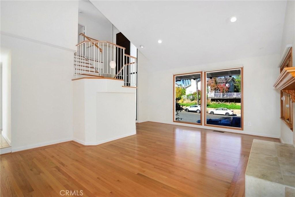 22210 Miston Dr - Photo 6 of 32