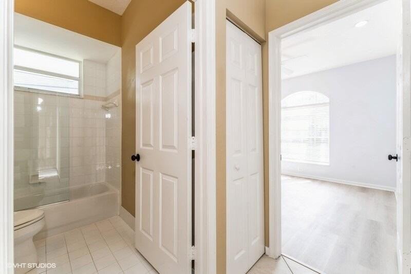 6427 Se Wild Olive Ln - Photo 6 of 11