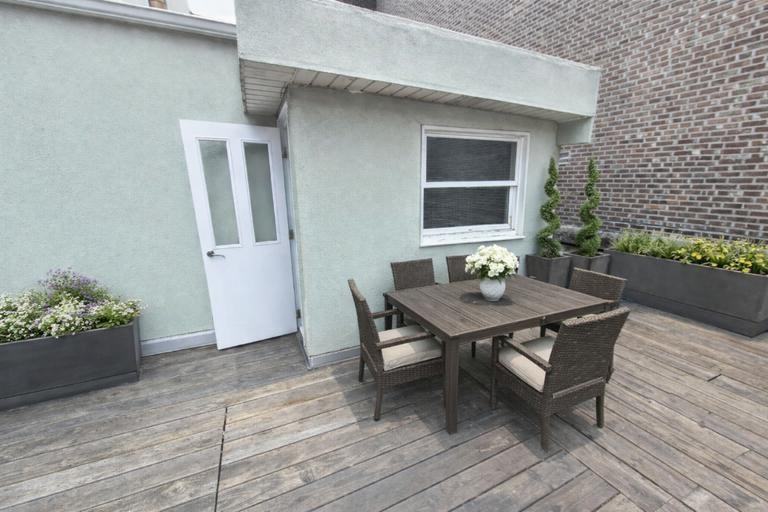 E 23rd St #19 - Photo 3 of 9