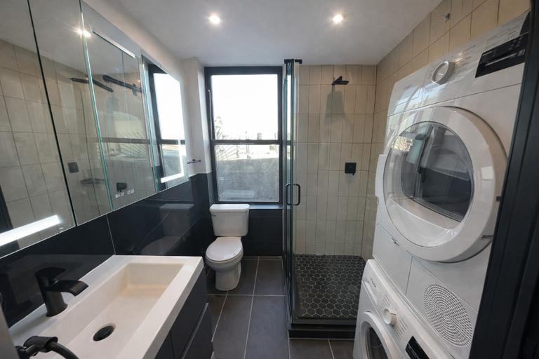 Prince St #21 - Photo 5 of 6