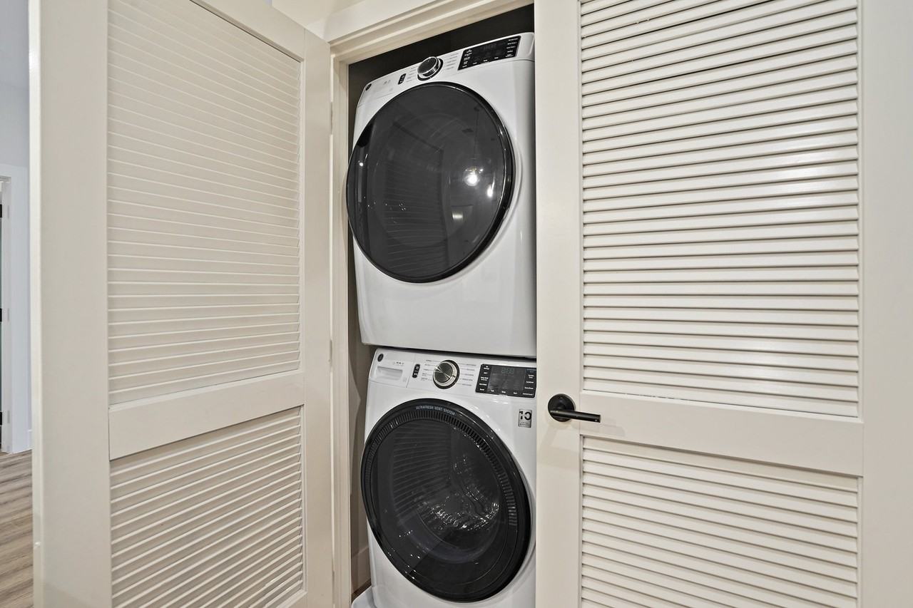 225 Vine St Nw #1355766P - Photo 3 of 20