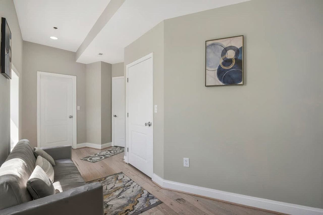 45 Rhode Island Ave Ne #1388281P - Photo 4 of 35