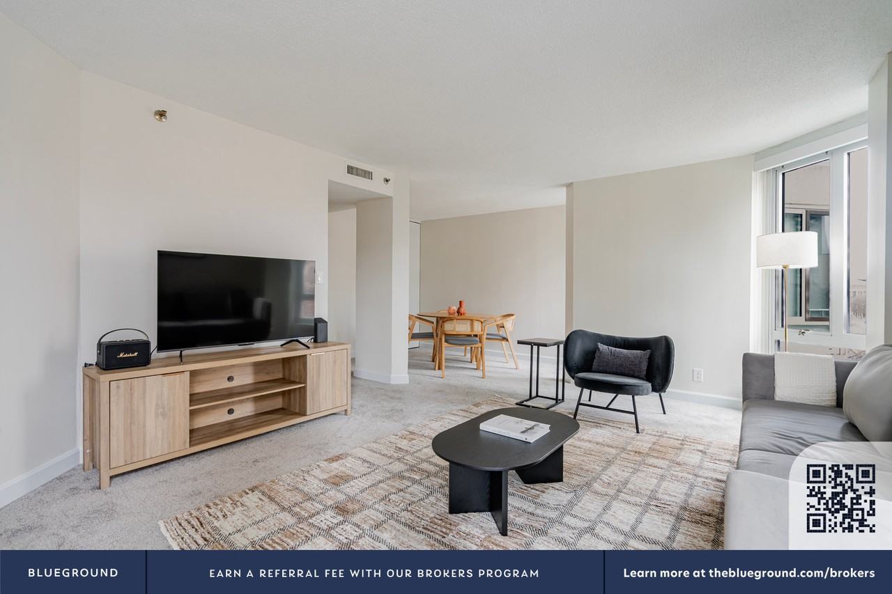 150 Huntington Avenue - Photo 4 of 33