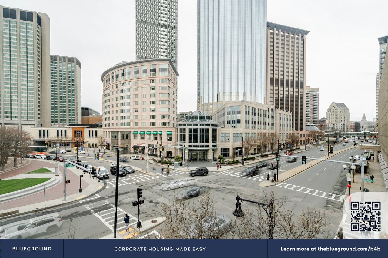 150 Huntington Avenue - Photo 5 of 33