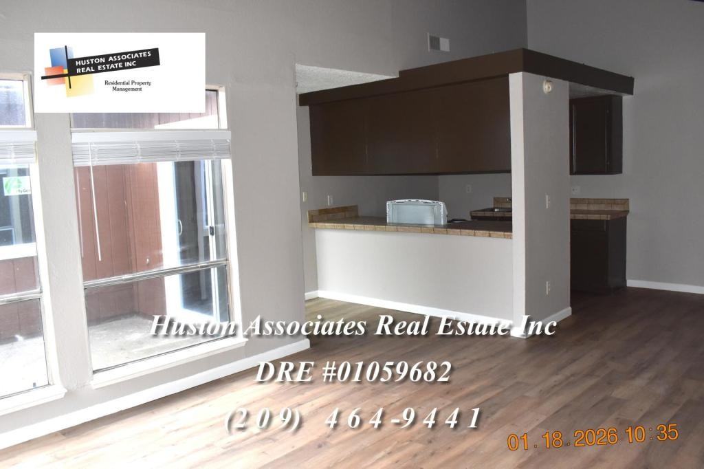 3124 Kelley Ct - Photo 3 of 18