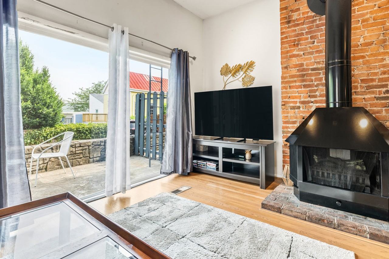 962 Pavilion Street - Photo 4 of 33