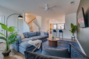 featured image of 4016 Bunker Dr