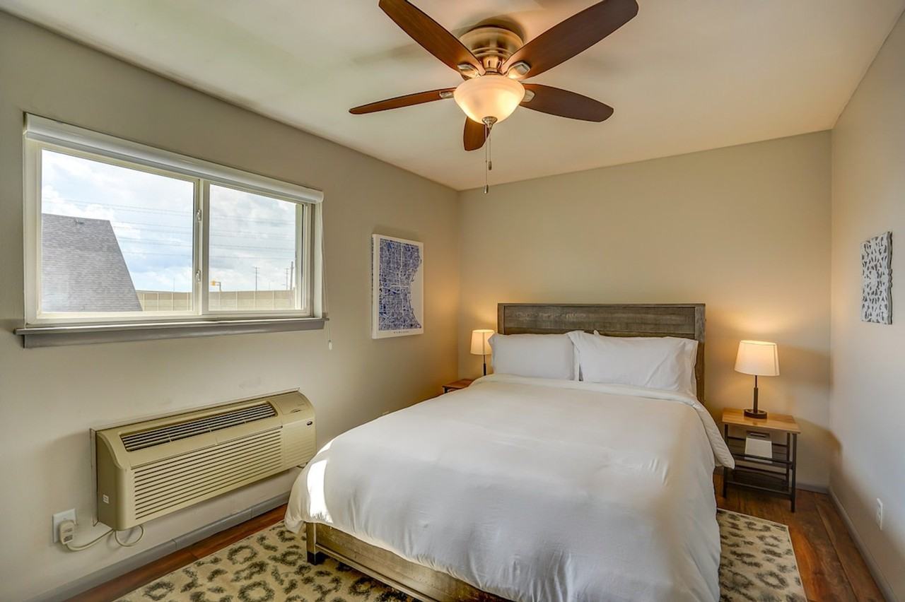 407 S 94th Pl #1377409P - Photo 5 of 16