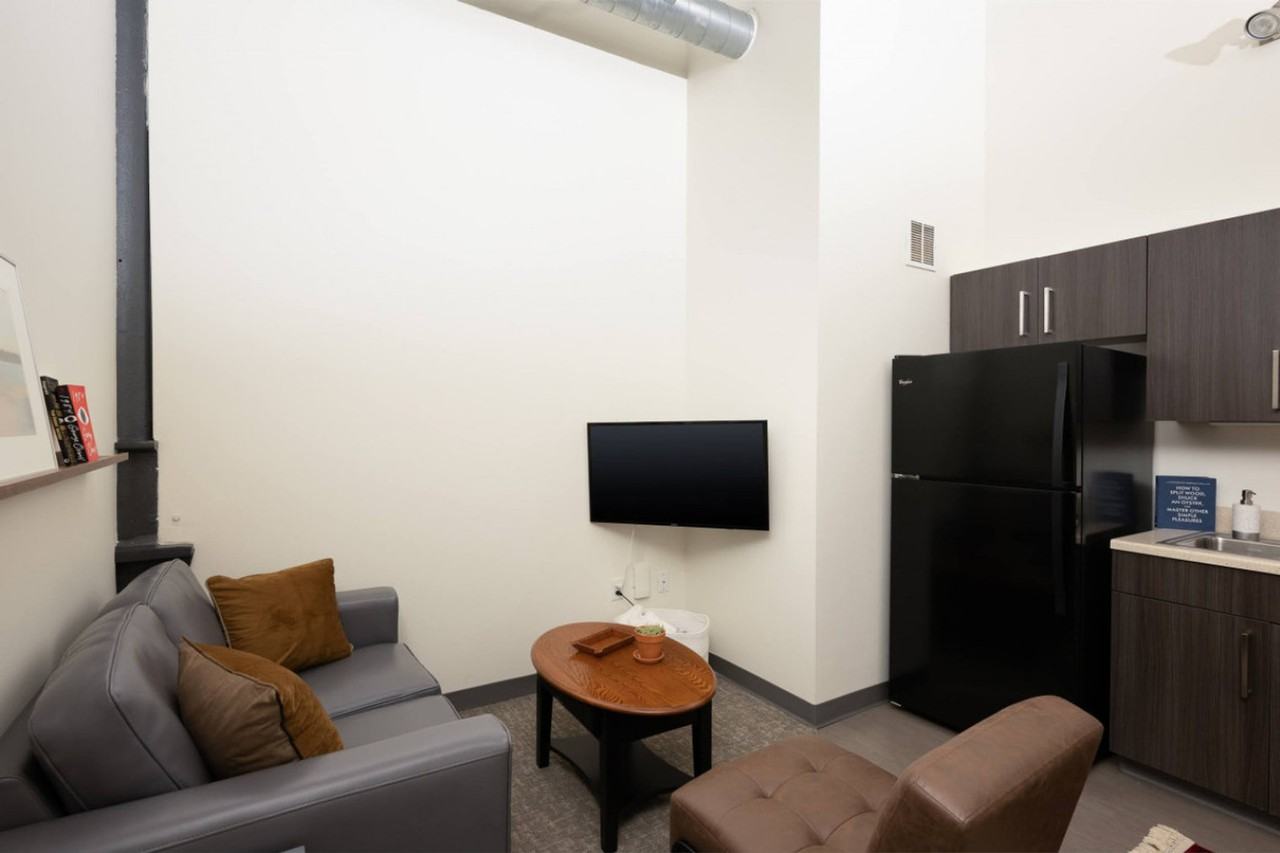 1125 N 9th St #1379037P - Photo 2 of 22