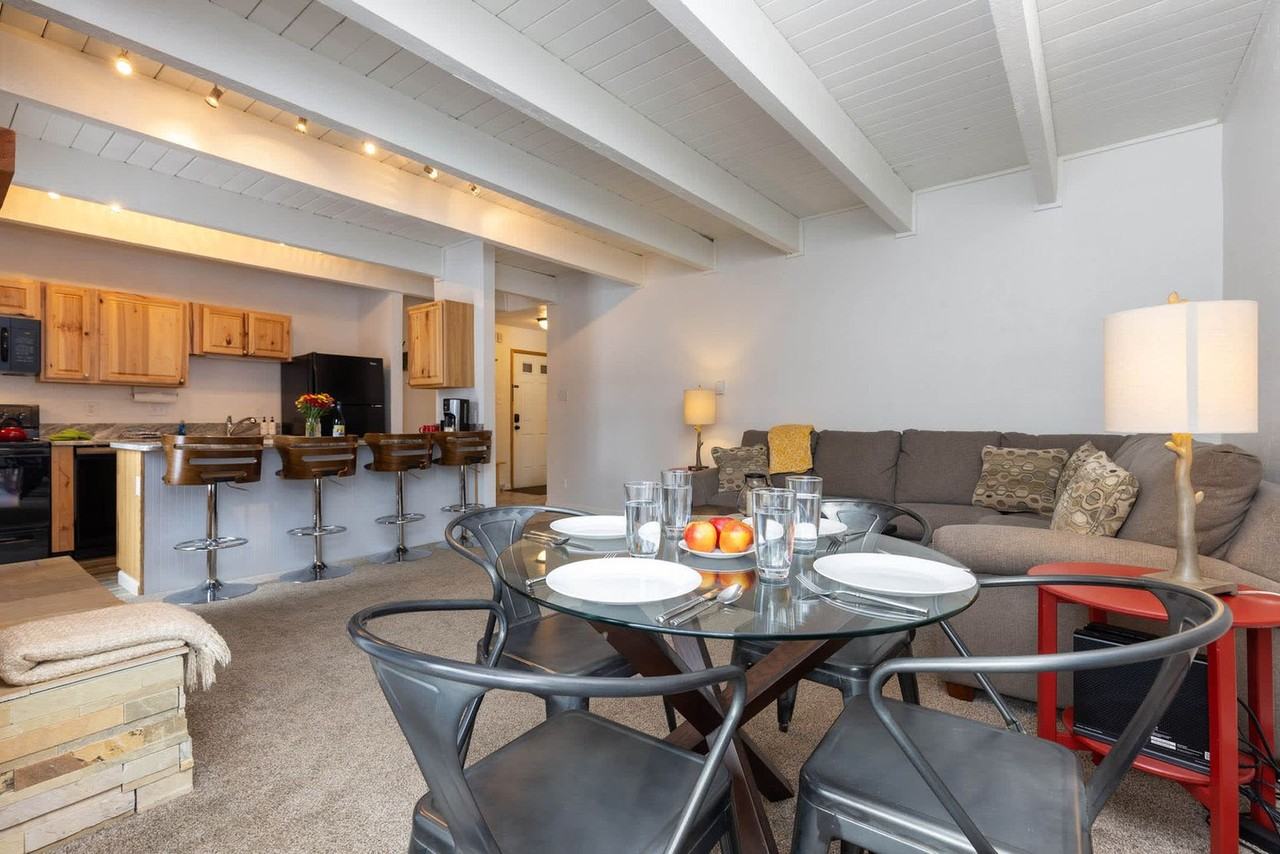 465 4 O Clock Road #1387656P - Photo 2 of 24