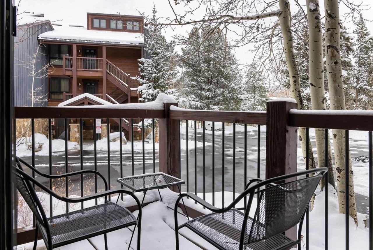 465 4 O Clock Road #1387656P - Photo 7 of 24