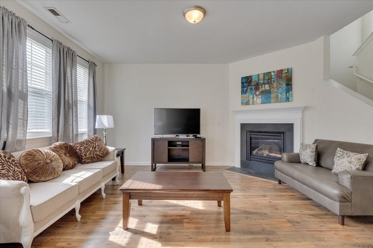 3495 Mackinac Island Ln #1388434P - Photo 4 of 32