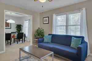 featured image of 2210 Wilshire Dr