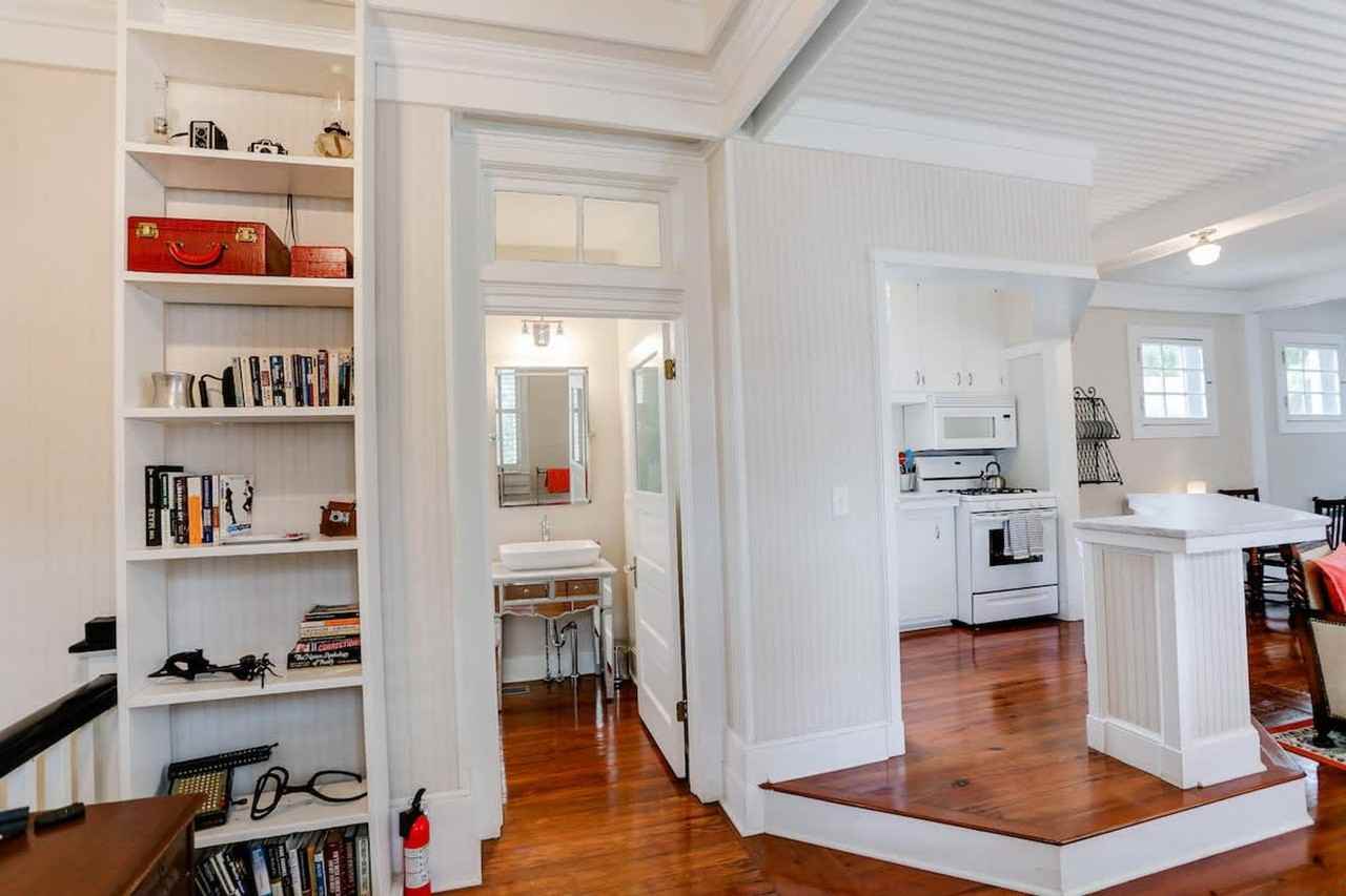 916 Howard St #1386554P - Photo 2 of 42