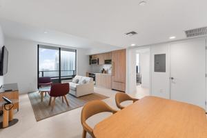 featured image of 125 Ne 6th St