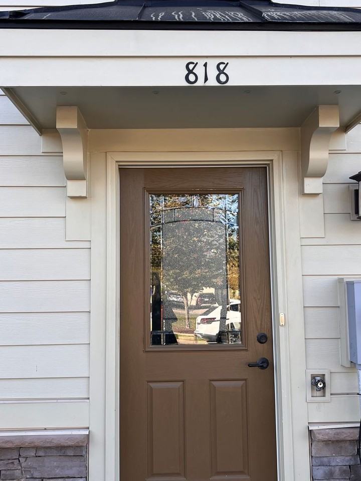 818 Oval Park Ln - Photo 3 of 23