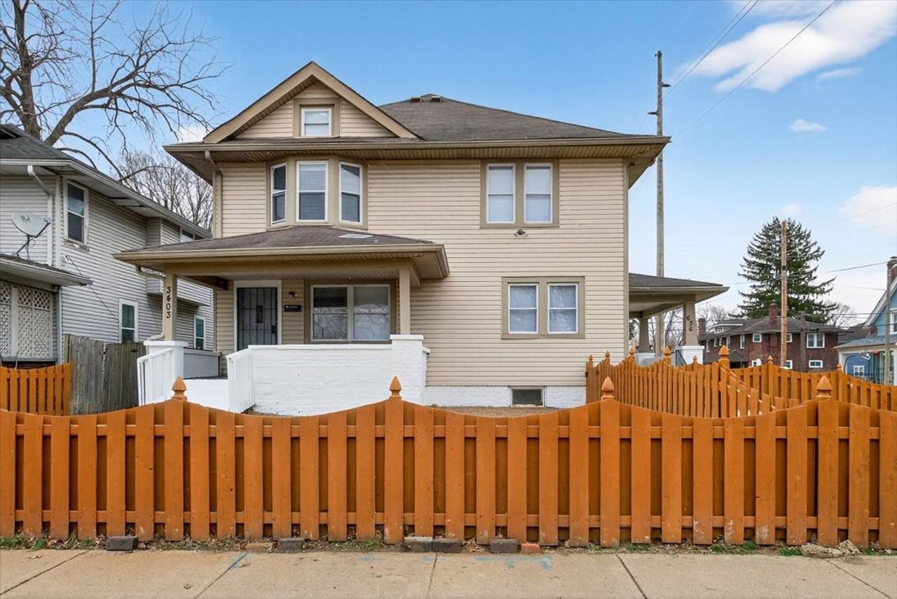 3403 Broadway St - Photo 2 of 15