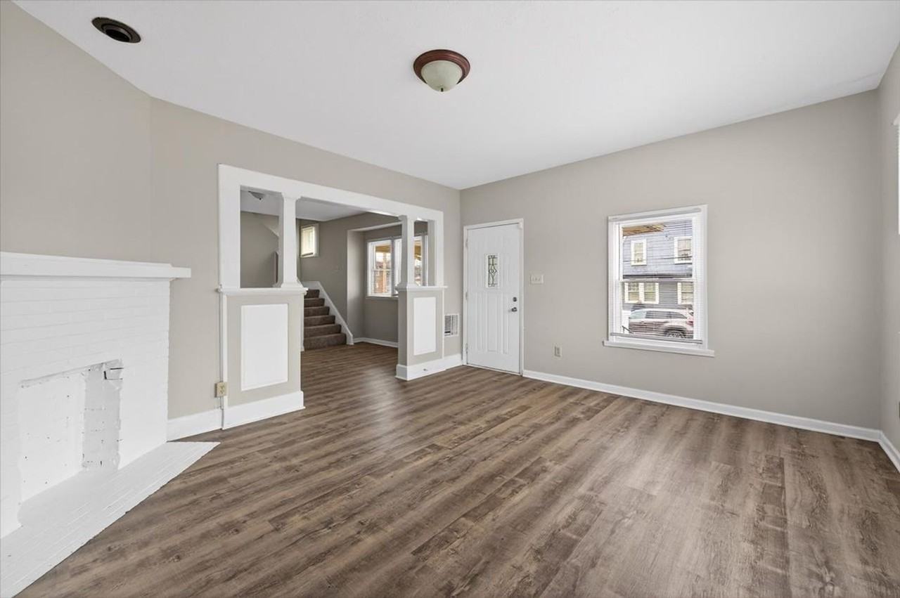 636 E 34th St - Photo 4 of 17