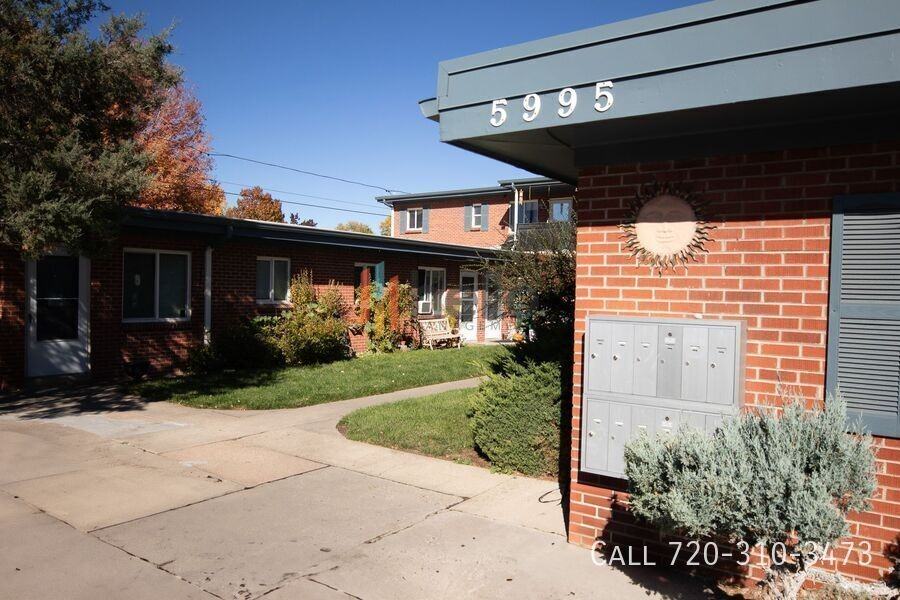 Manor 29 - Photo 2 of 17