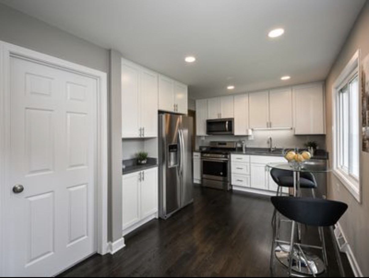 355 North 2nd Avenue - Photo 4 of 16