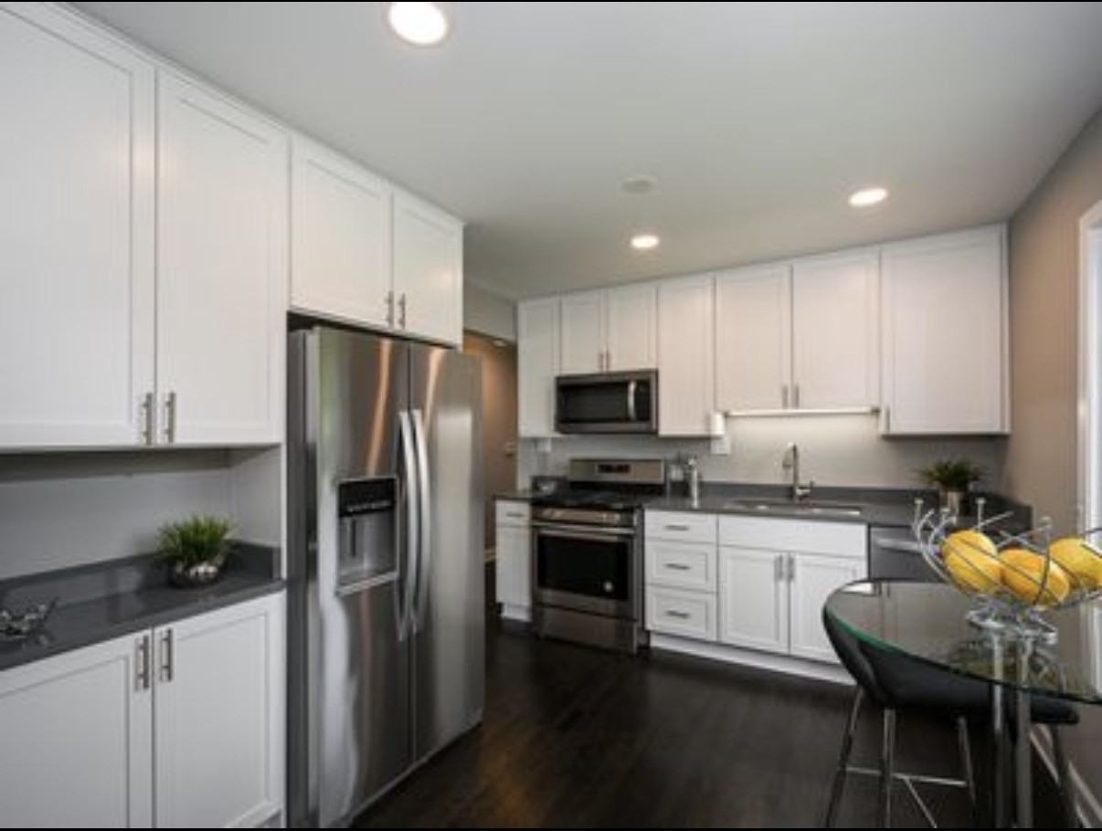 355 North 2nd Avenue - Photo 5 of 16