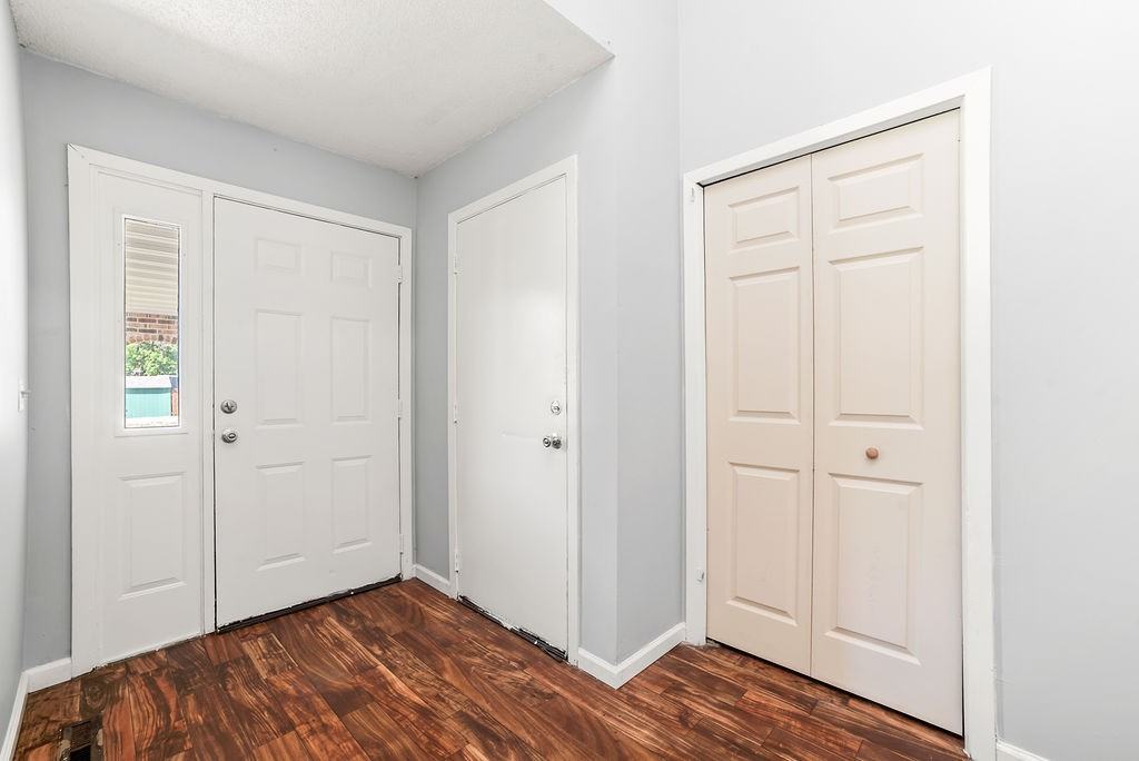 88 108th Avenue Northwest - Photo 4 of 18