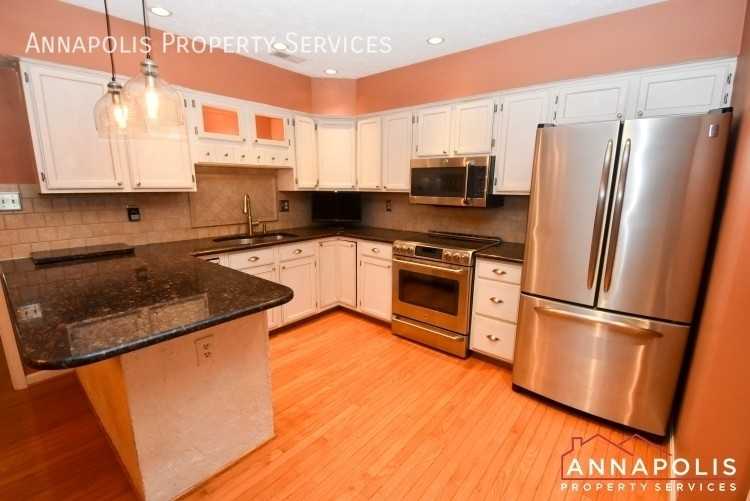 714 Old Love Point Rd - Photo 4 of 38