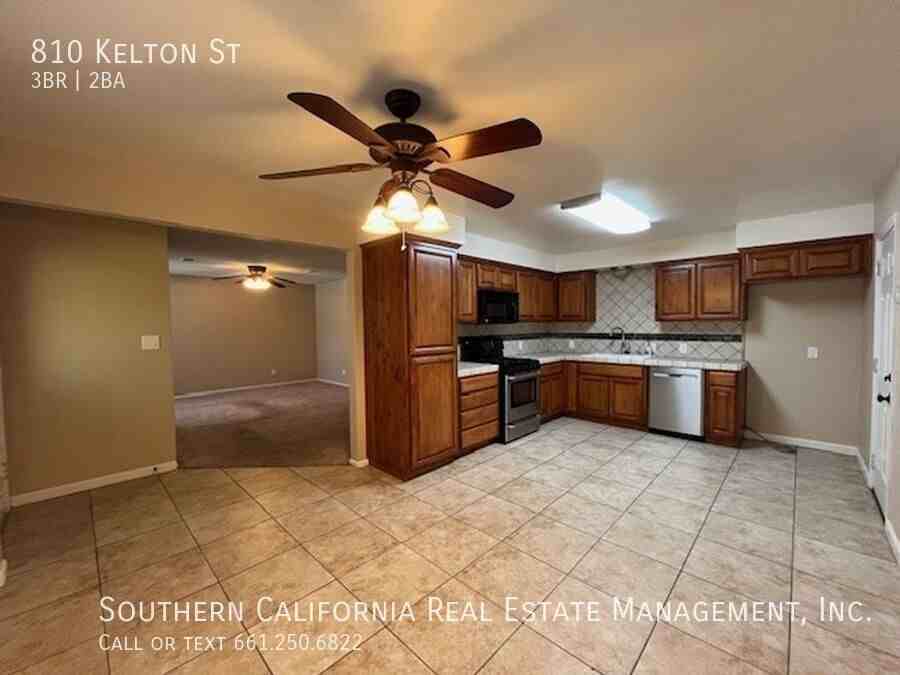 810 Kelton St - Photo 6 of 31