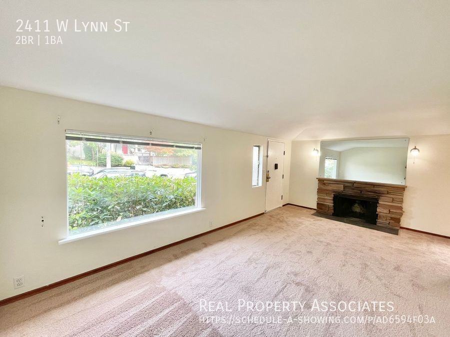 2411 W Lynn St - Photo 3 of 13