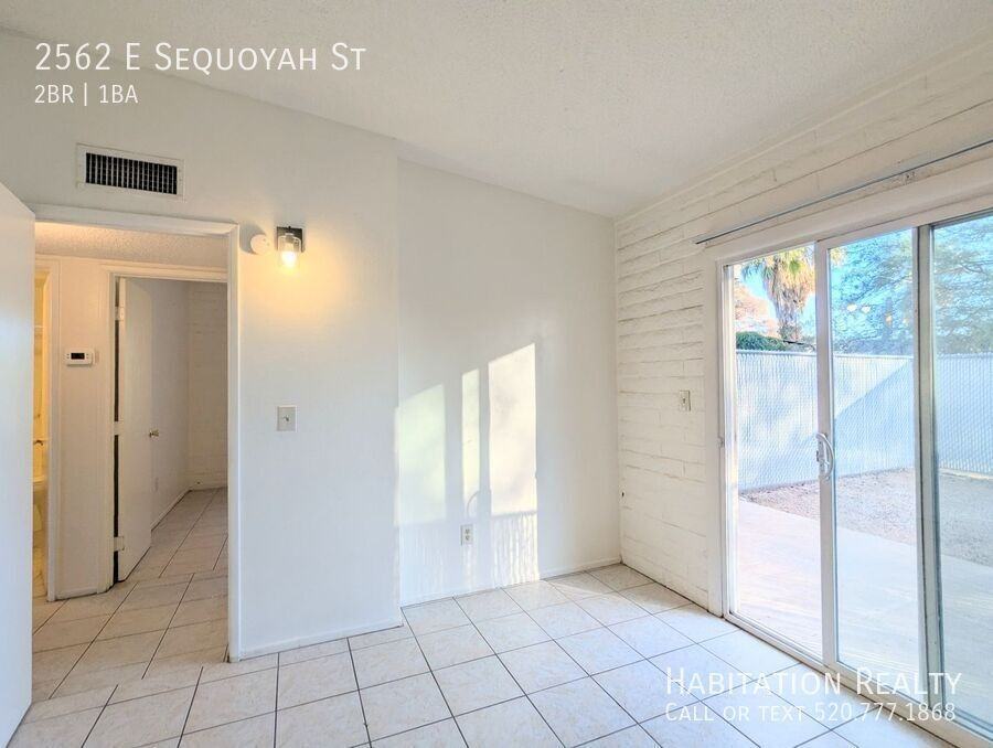 2562 E Sequoyah St - Photo 5 of 15