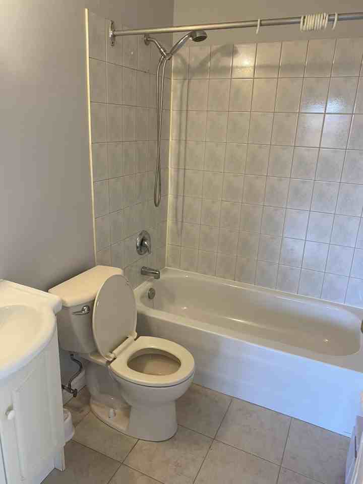 39 Melvin Ave - Photo 2 of 8