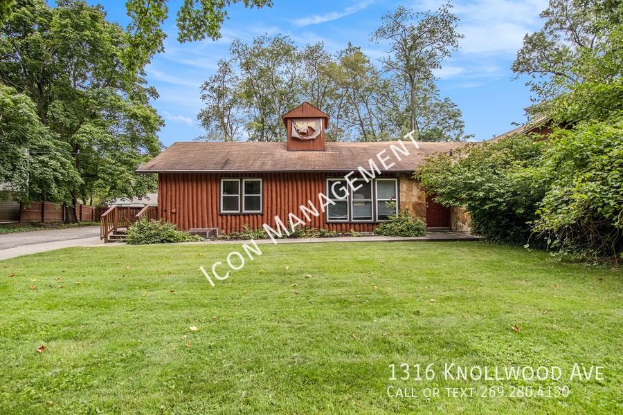 1316 Knollwood Ave #1316KNOLLW - Photo 2 of 18